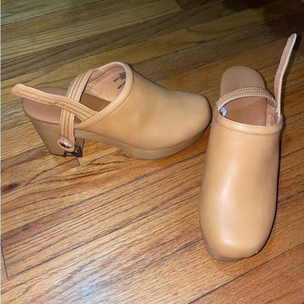Tan Clog Heels